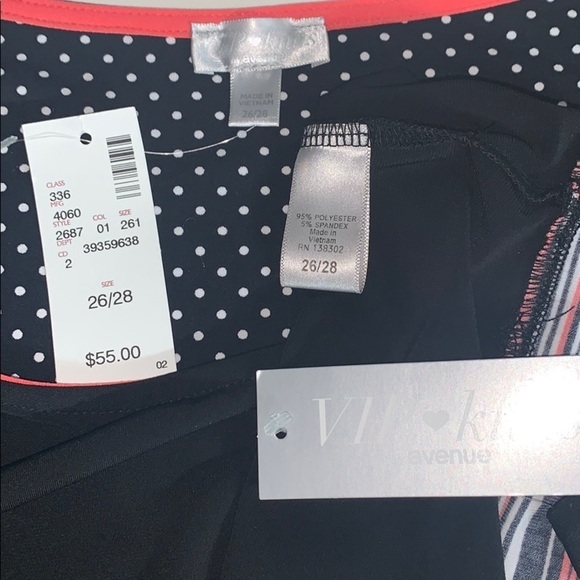 Avenue VIP Knits Short Sleeve Loose top plus 28 women’s New with tags - Picture 4 of 6